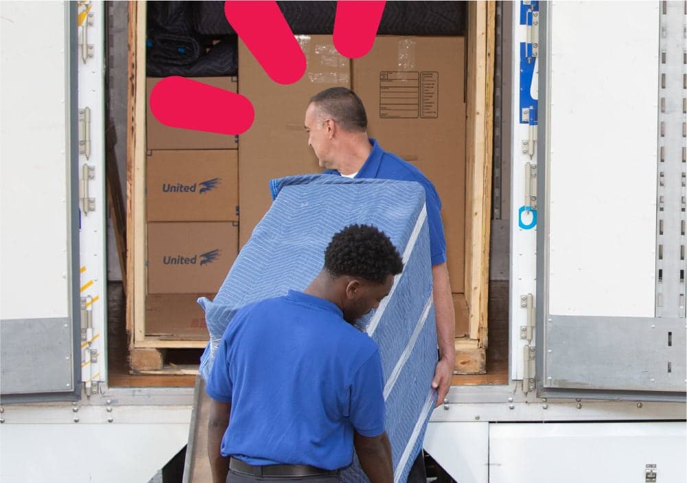 Snapmoves by United moving crew loading container